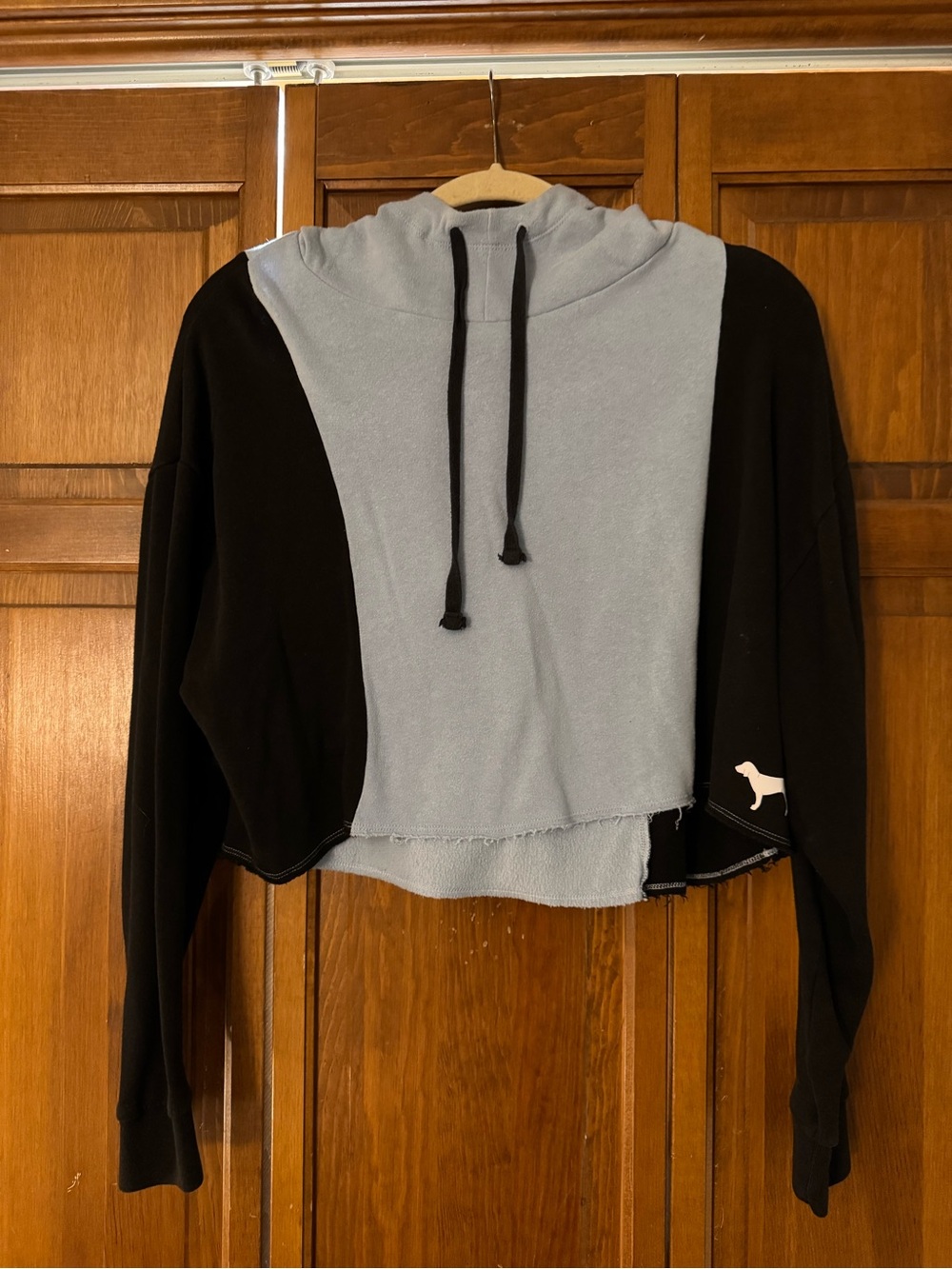 PINK Victoria's Secret Two-Tone Cropped Hoodie - Light Blue & Black